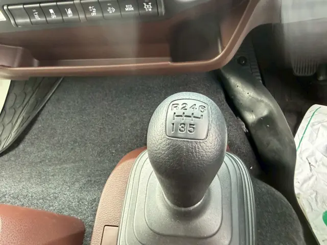 日野 レンジャー 2KG-FE2ACA(2WD)の写真41