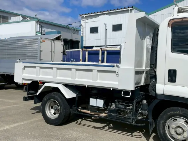 いすゞ フォワード TKG-FRR90S2(2WD)の写真10