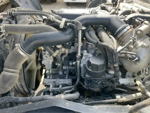 いすゞ フォワード TKG-FRR90S2(2WD)の写真33