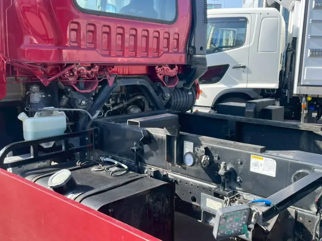 いすゞ フォワード LPG-FTR90S2(2WD)の写真18
