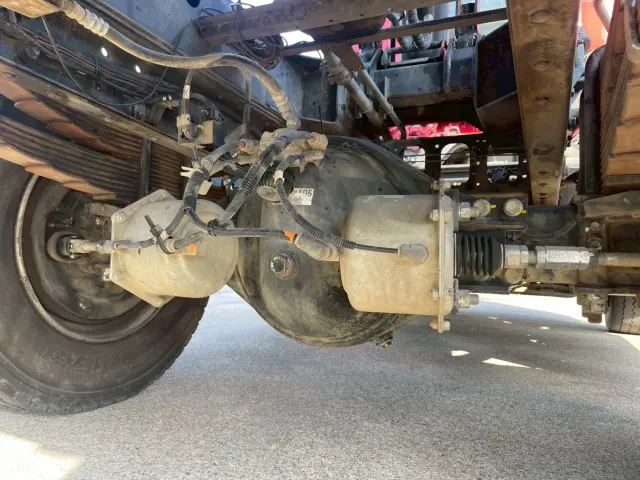 いすゞ フォワード LPG-FTR90S2(2WD)の写真23