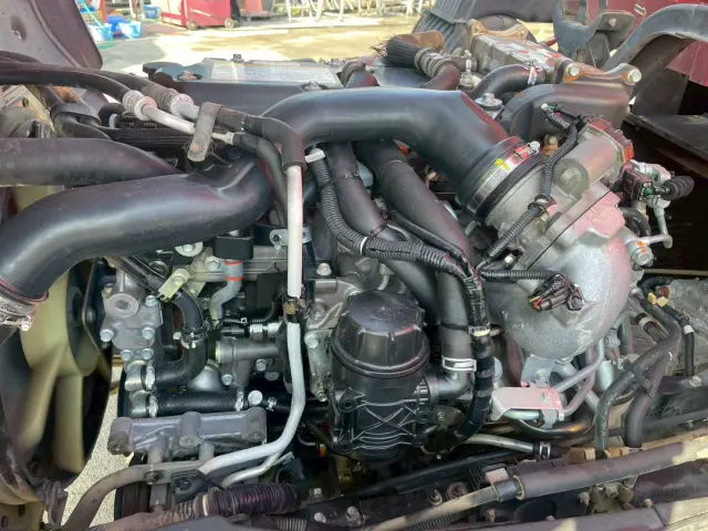 いすゞ フォワード LPG-FTR90S2(2WD)の写真25