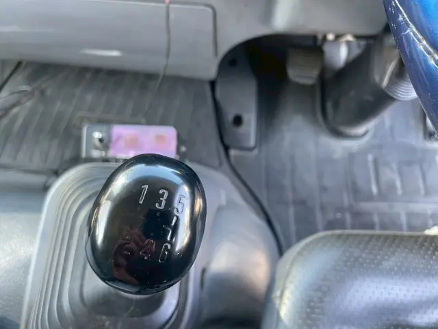 いすゞ フォワード LPG-FTR90S2(2WD)の写真33