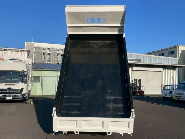 いすゞ エルフ SKG-NPR85YN(2WD)の写真13