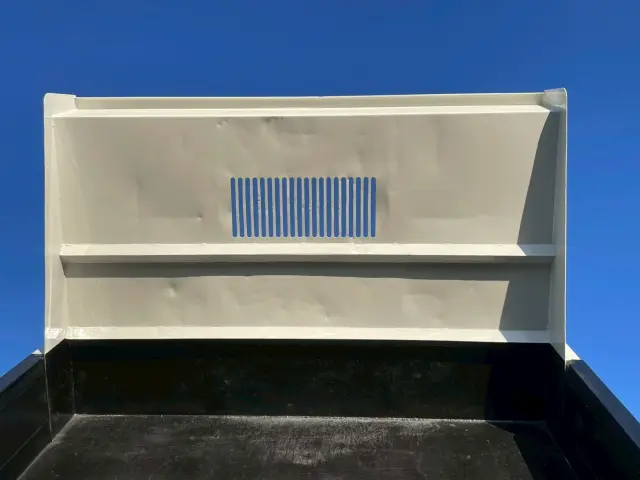 いすゞ エルフ SKG-NPR85YN(2WD)の写真16