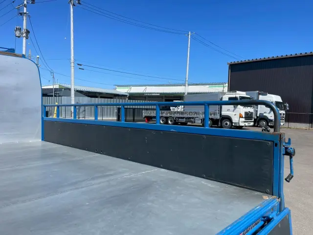 日野 デュトロ 2RG-XZU645M(2WD)の写真14