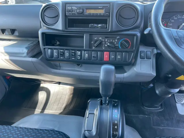 日野 デュトロ 2RG-XZU645M(2WD)の写真39