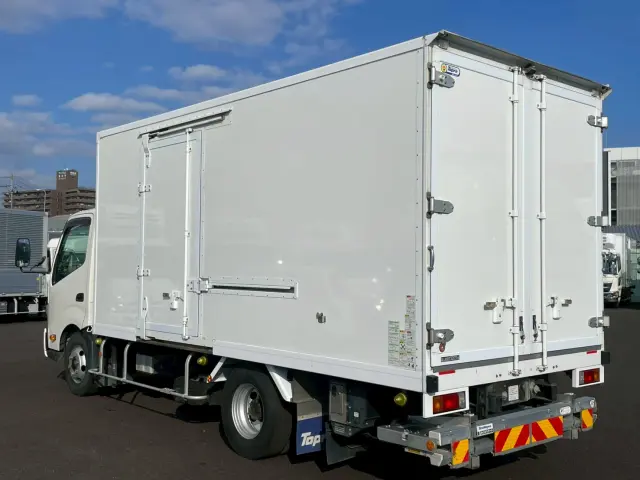 日野 デュトロ 2RG-XZU712M(2WD)の写真6