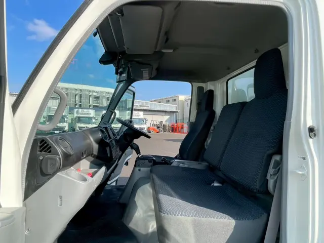 日野 デュトロ 2RG-XZU712M(2WD)の写真33