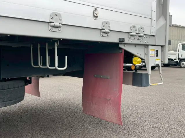 いすゞ ギガ 2PG-CYJ77D(8x4)の写真21