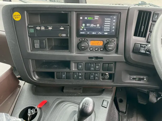 いすゞ ギガ 2PG-CYJ77D(8x4)の写真39