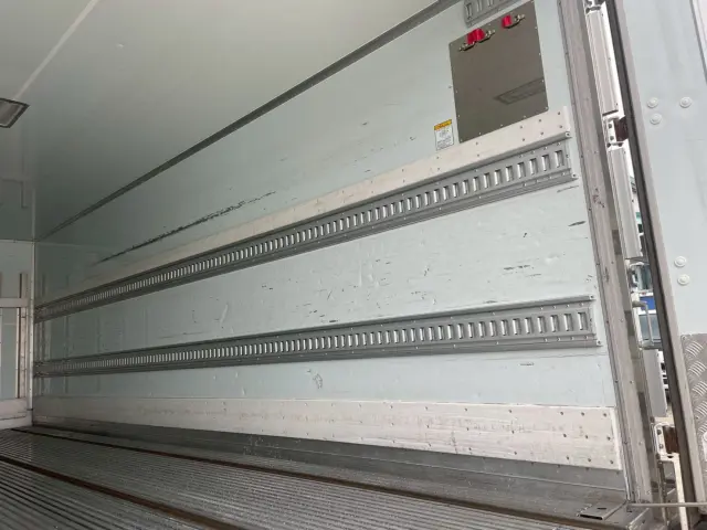 日野 レンジャー 2KG-FD2ABG(2WD)の写真13