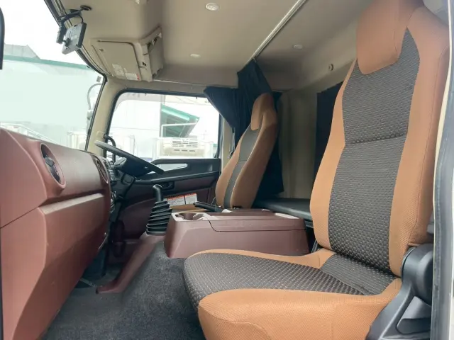 日野 レンジャー 2KG-FD2ABG(2WD)の写真39