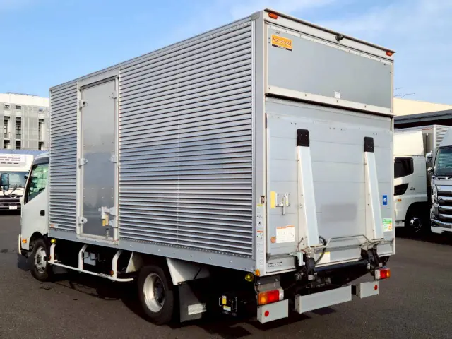 日野 デュトロ 2RG-XZU712M(2WD)の写真6