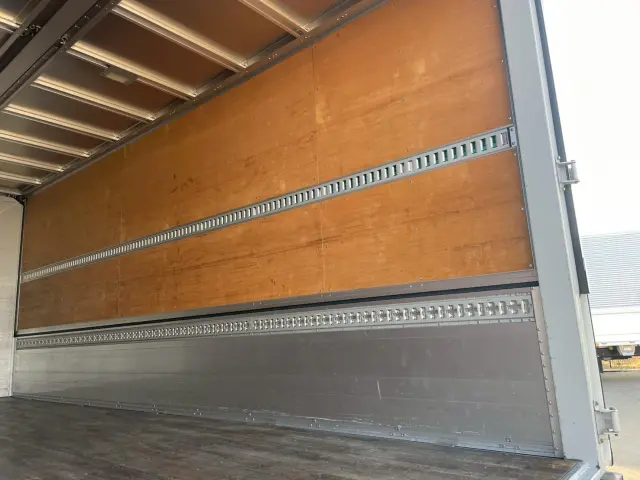 日野 レンジャー 2PG-FD2ABG(2WD)の写真13