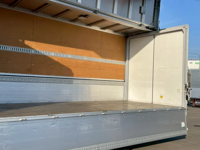 日野 レンジャー 2PG-FD2ABG(2WD)の写真15