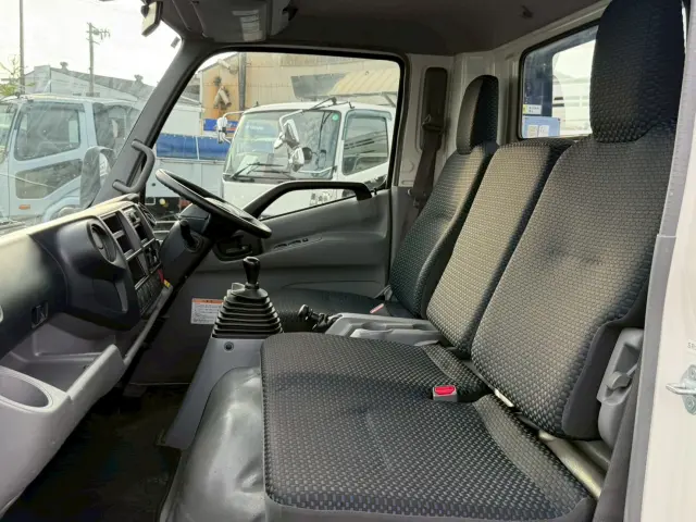 日野 デュトロ 2KG-XZU722M(2WD)の写真43