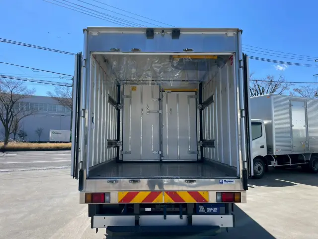 いすゞ エルフ 2PG-NPR88AN(2WD)の写真10