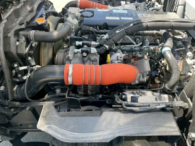 いすゞ エルフ 2PG-NPR88AN(2WD)の写真26