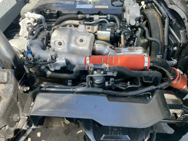 いすゞ エルフ 2PG-NPR88AN(2WD)の写真27