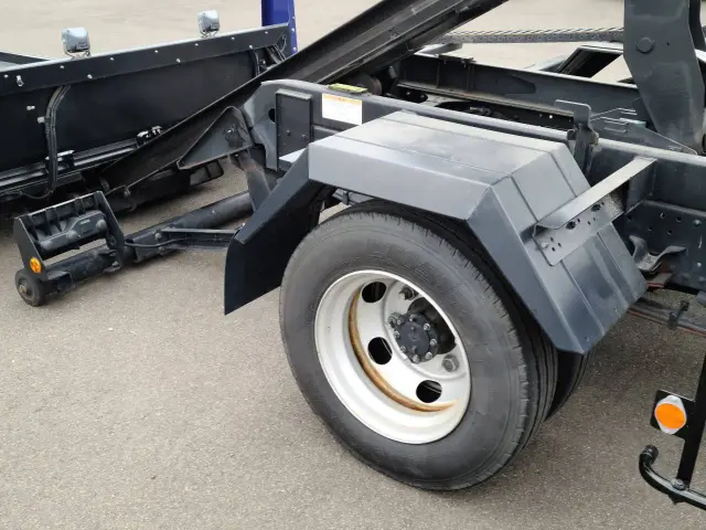いすゞ エルフ 2RG-NPR88AN(2WD)の写真19