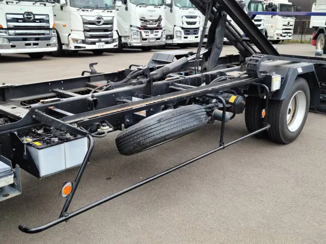 いすゞ エルフ 2RG-NPR88AN(2WD)の写真20