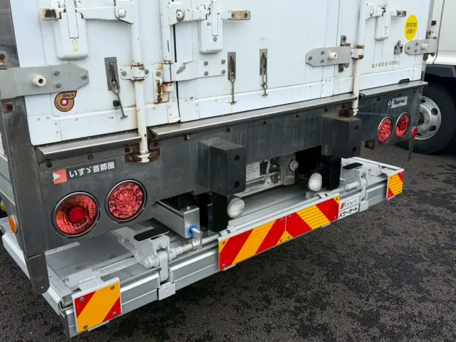 いすゞ フォワード 2PG-FSR90T2(2WD)の写真24