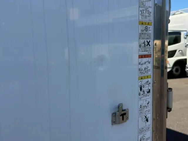 いすゞ フォワード 2PG-FSR90T2(2WD)の写真26