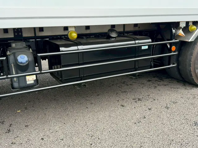 いすゞ フォワード 2PG-FSR90T2(2WD)の写真28