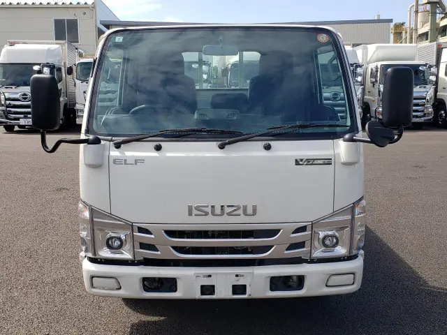 いすゞ エルフ 2RG-NJR88A(2WD)の写真2
