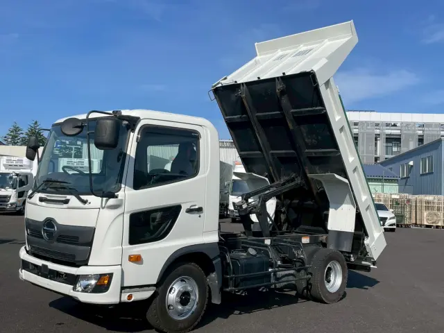 日野 レンジャー 2KG-FC2ABA(2WD)の写真1