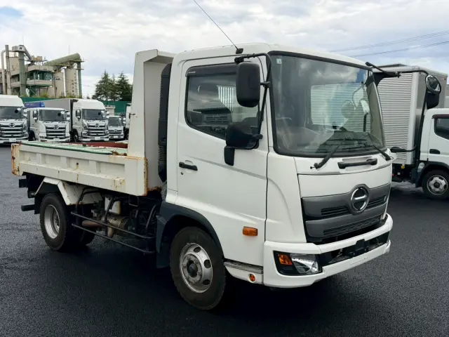 日野 レンジャー 2KG-FC2ABA(2WD)の写真3