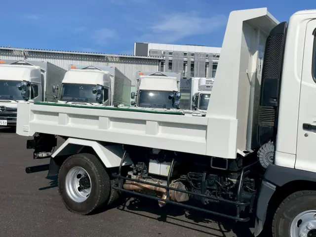 日野 レンジャー 2KG-FC2ABA(2WD)の写真9