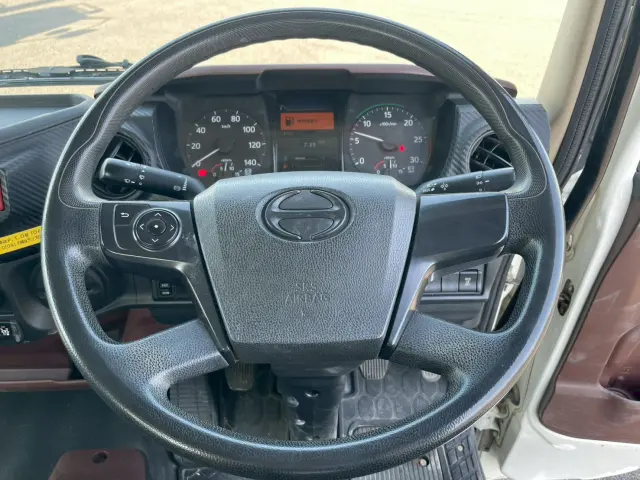 日野 レンジャー 2KG-FC2ABA(2WD)の写真28