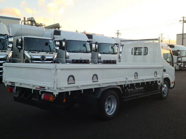 日野 デュトロ TKG-XZU650M(2WD)の写真4