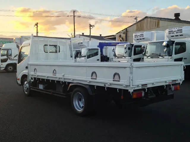 日野 デュトロ TKG-XZU650M(2WD)の写真6