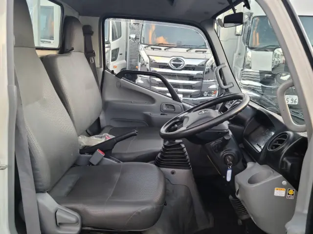 日野 デュトロ TKG-XZU650M(2WD)の写真43
