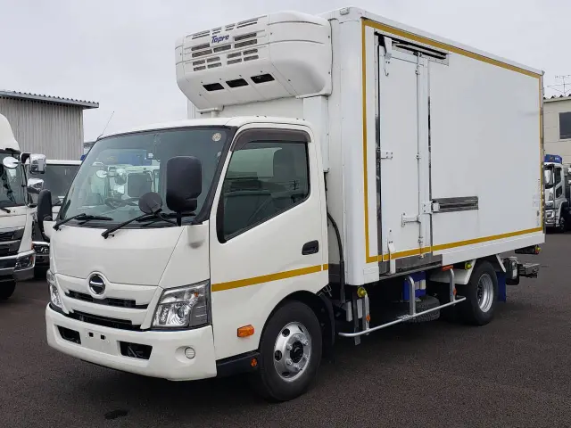 日野 デュトロ 2RG-XZU712M(2WD)の写真1