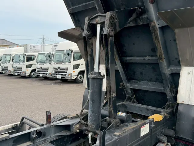 日野 デュトロ 2KG-XZU700X(2WD)の写真33