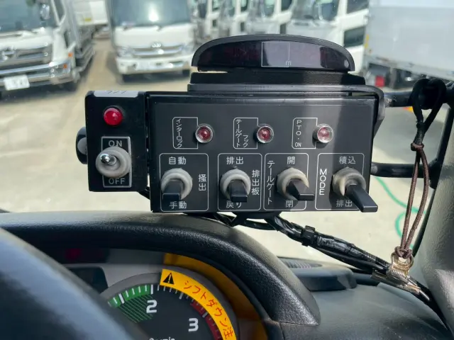 日野 レンジャー QKG-FJ7JGAA(2WD)の写真36