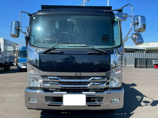 いすゞ フォワード 2RG-FTR90U2(2WD)の写真2