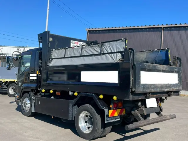 いすゞ フォワード 2RG-FTR90U2(2WD)の写真6