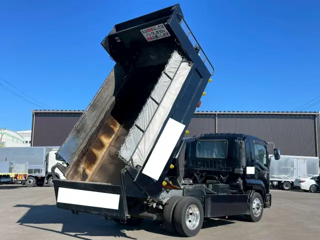 いすゞ フォワード 2RG-FTR90U2(2WD)の写真11