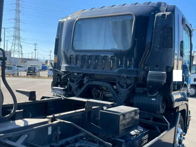 いすゞ フォワード 2RG-FTR90U2(2WD)の写真15