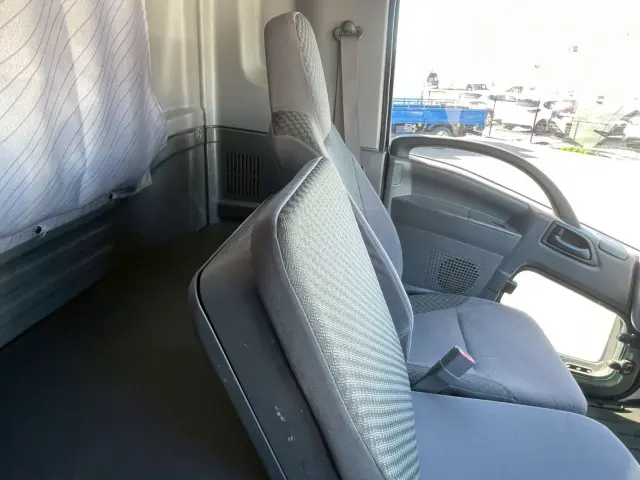 いすゞ フォワード 2RG-FTR90U2(2WD)の写真34