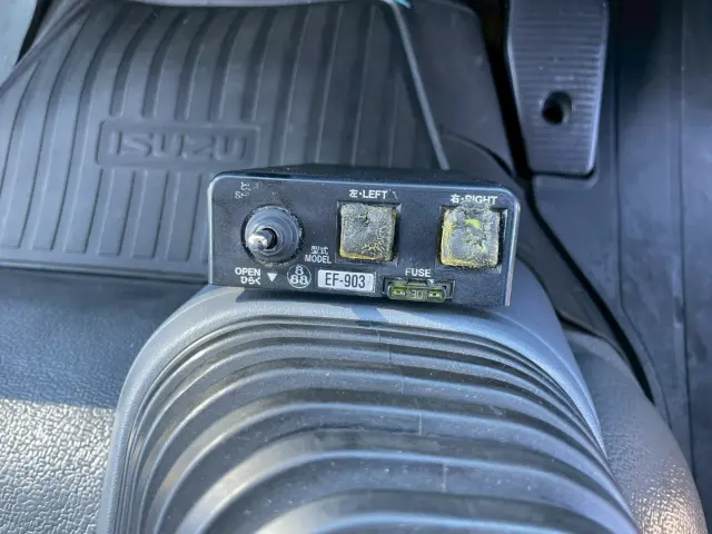 いすゞ フォワード 2RG-FTR90U2(2WD)の写真38
