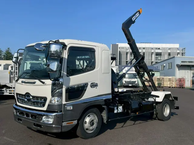 日野 レンジャー TKG-FD9JGAA(2WD)の写真1