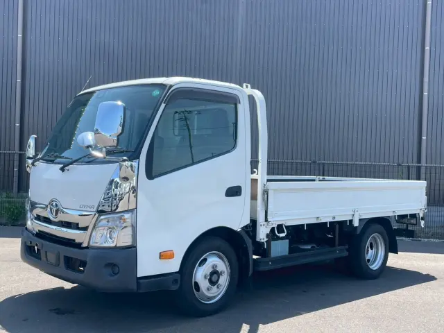 トヨタ ダイナ 2RG-XZU700(2WD)の写真1