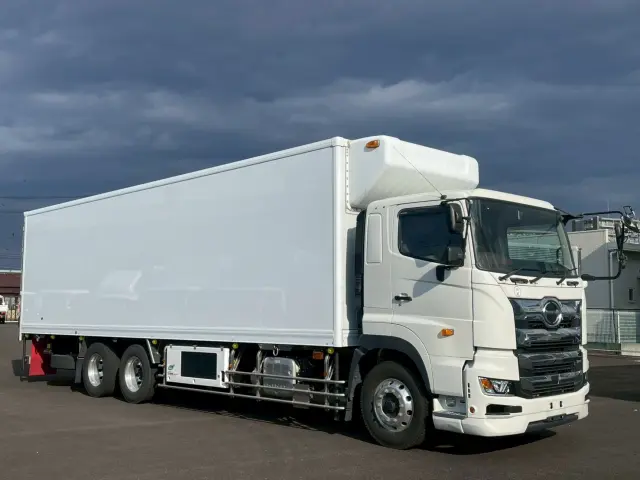 日野 プロフィア 2DG-FR1AHC(2WD)の写真3