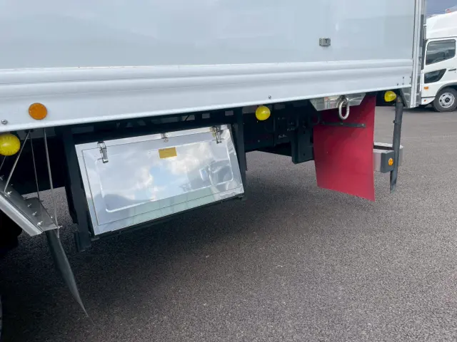 日野 プロフィア 2DG-FR1AHC(2WD)の写真18